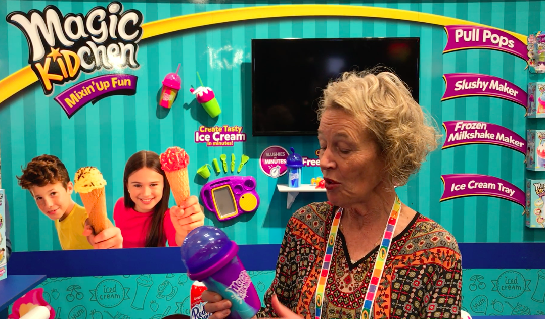 Little Kids Magic Kitchen Slushies