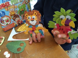 “Finger Peeps” Puppets Can Build Language in Speech Therapy